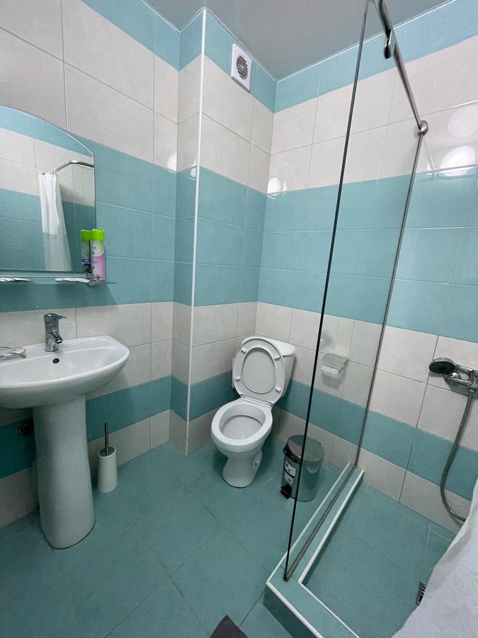 64a6c582-1730-4e4d-b6d2-bdc49239c32a