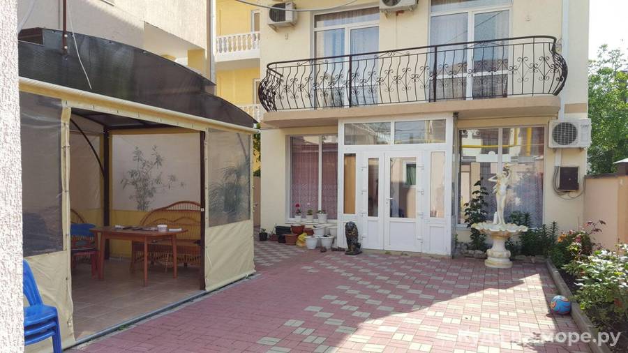 B136d70685dae18a7580d2c63d849cbc